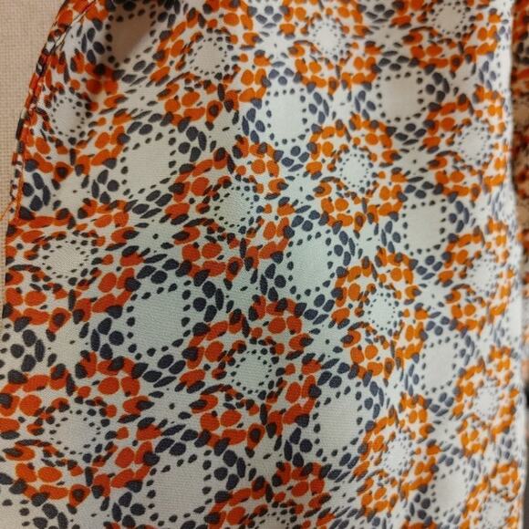 Jones New York Collection Peitite Size 8P Geometric Print Long Sleeve Blouse - Picture 5 of 10